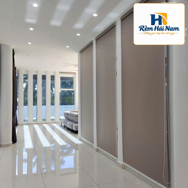 Rèm cuốn nhựa văn phòng cản sáng tốt – Lắp rèm nhanh gọn giá tốt