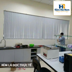 Rèm lá dọc văn phòng giá rẻ FTP25