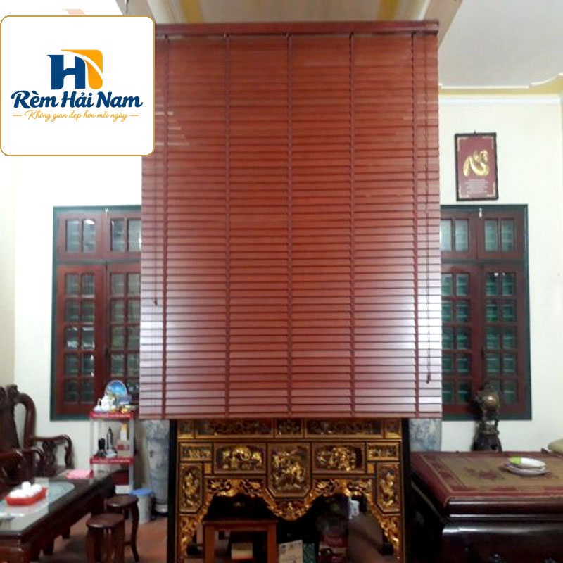 Rèm sáo gỗ che bàn thờ RGBT09