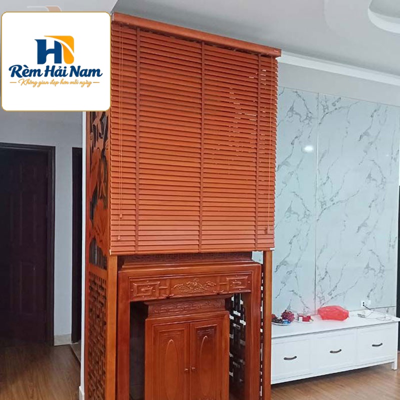 Rèm sáo gỗ che bàn thờ RGBT11