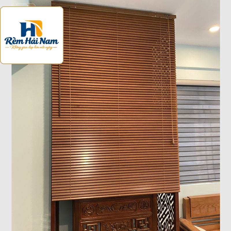 Rèm sáo gỗ che bàn thờ RGBT14
